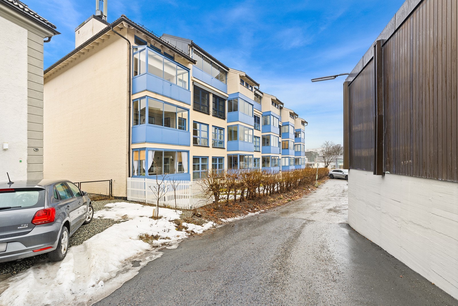 Sentral beliggenhet på Bragernes, med kort vei til sentrum og flotte turmuligheter langs elvepromenaden. Galleribilde