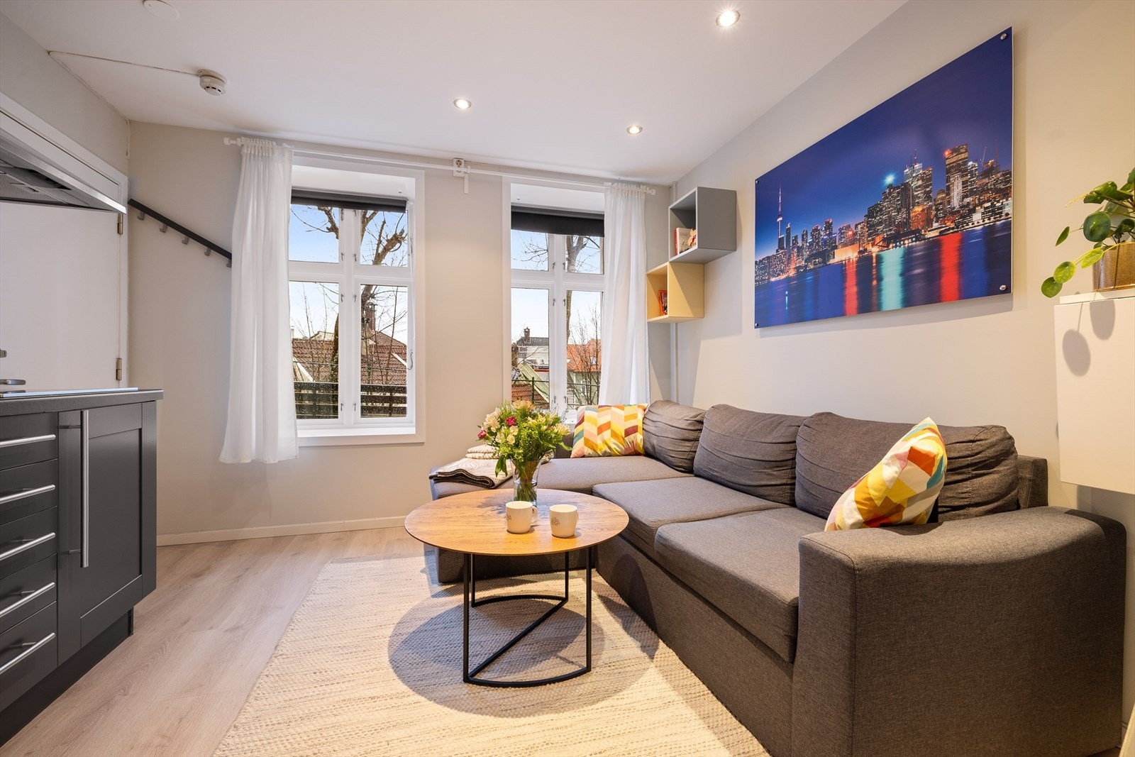 En lys og arealeffektiv selveierleilighet med sentral og svært attraktiv beliggenhet i populære Sandviken. Galleribilde