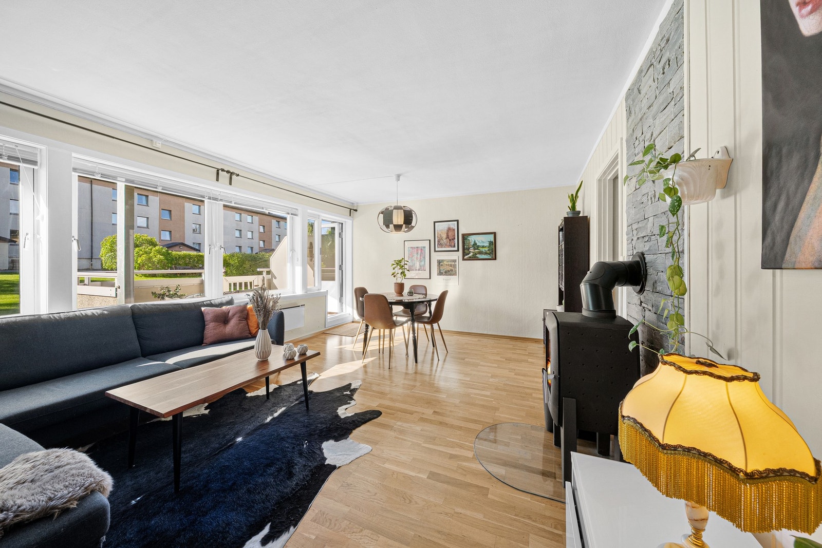 Stuen er på 21m² med ypperlige møbleringsmuligheter. Galleribilde