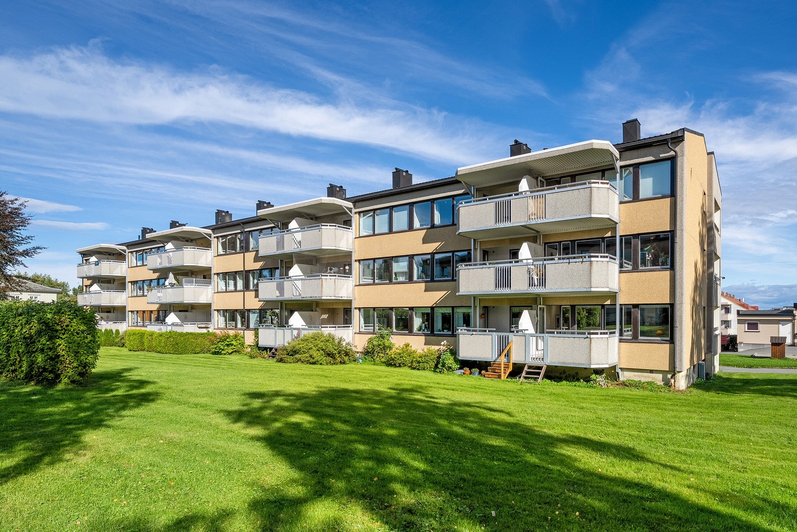 Borettslaget har flotte, velstelte hager som tas hånd om av vaktmestertjenester. Galleribilde