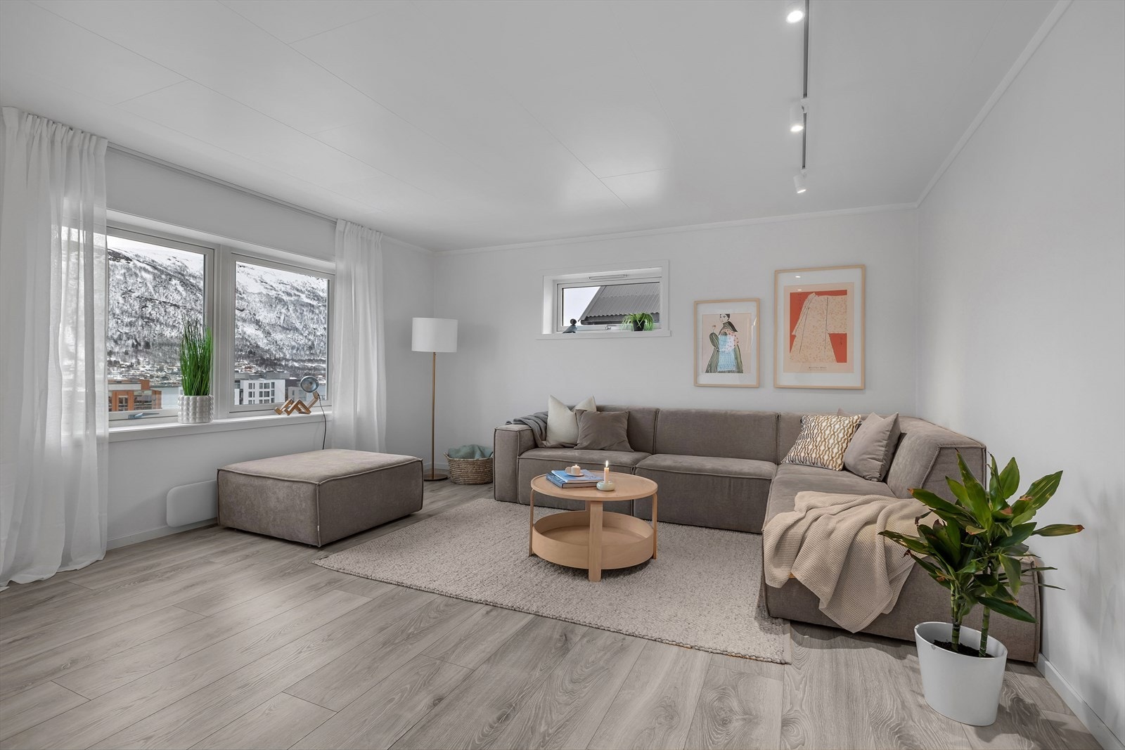 Sørlige delen av stuen Galleribilde