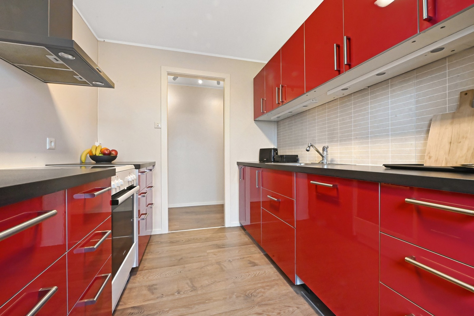 Godt med lagringsplass på kjøkken Galleribilde