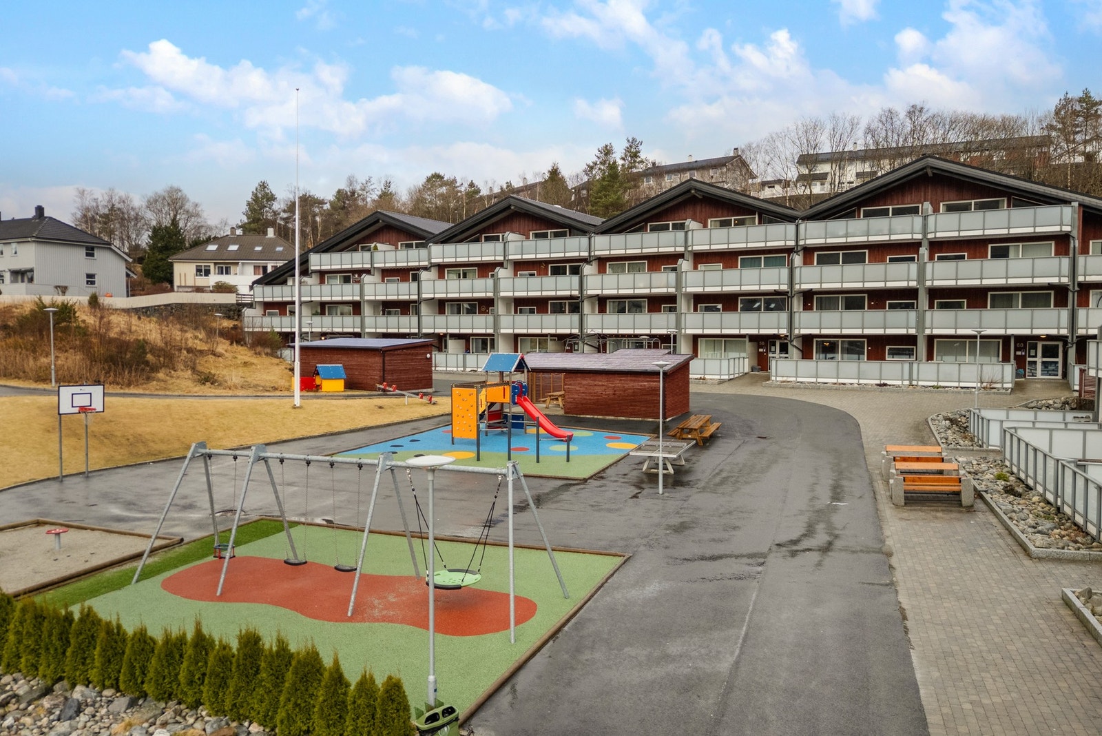 Flaktveitlien borettslag er godt vedlikeholdt og svært attraktivt! Galleribilde