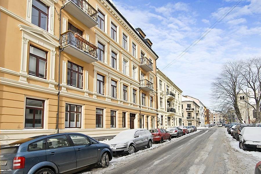 Fasade fra Neuberggata Galleribilde