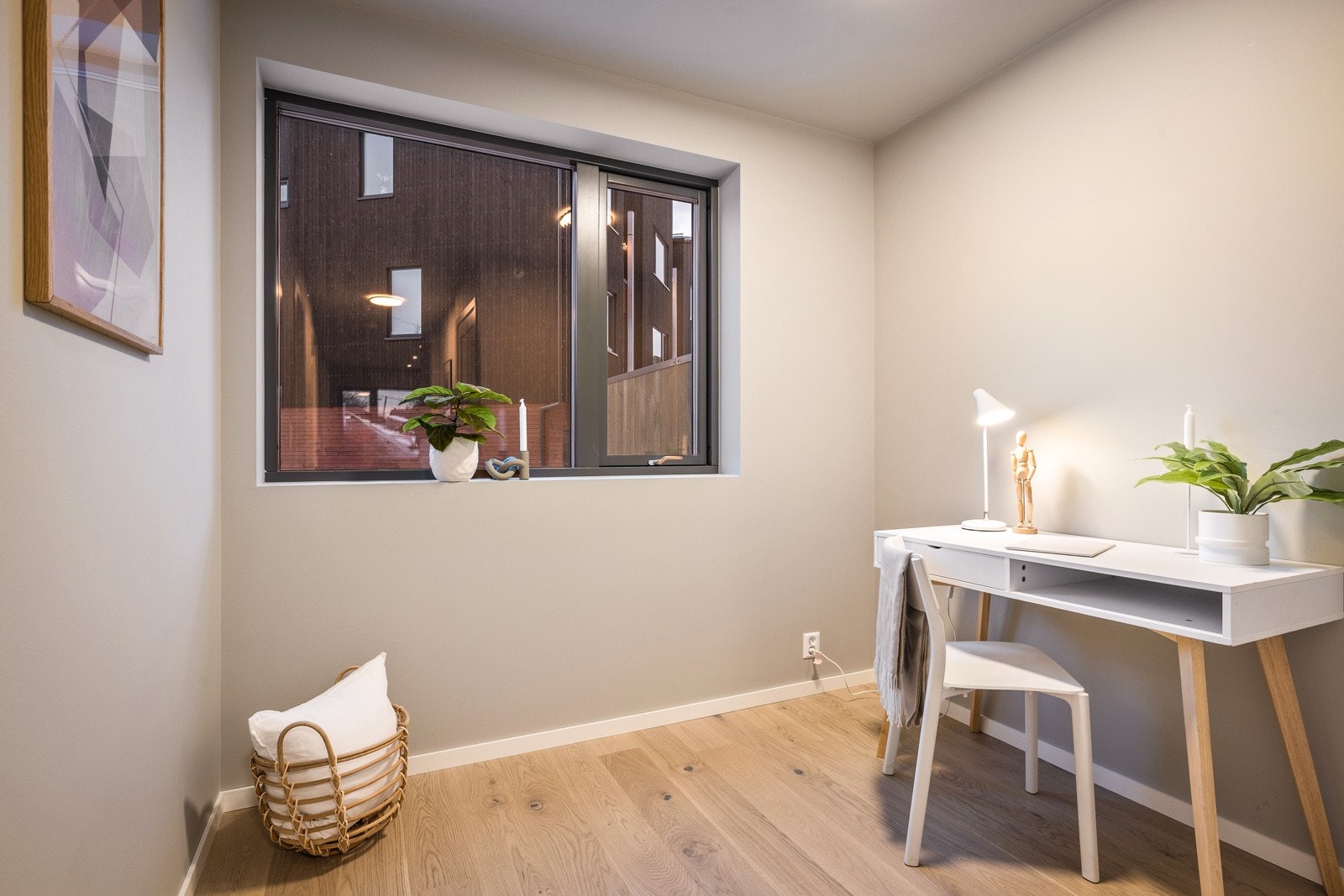 - I underetasje har du avsatt areal for hjemmekontor - Galleribilde