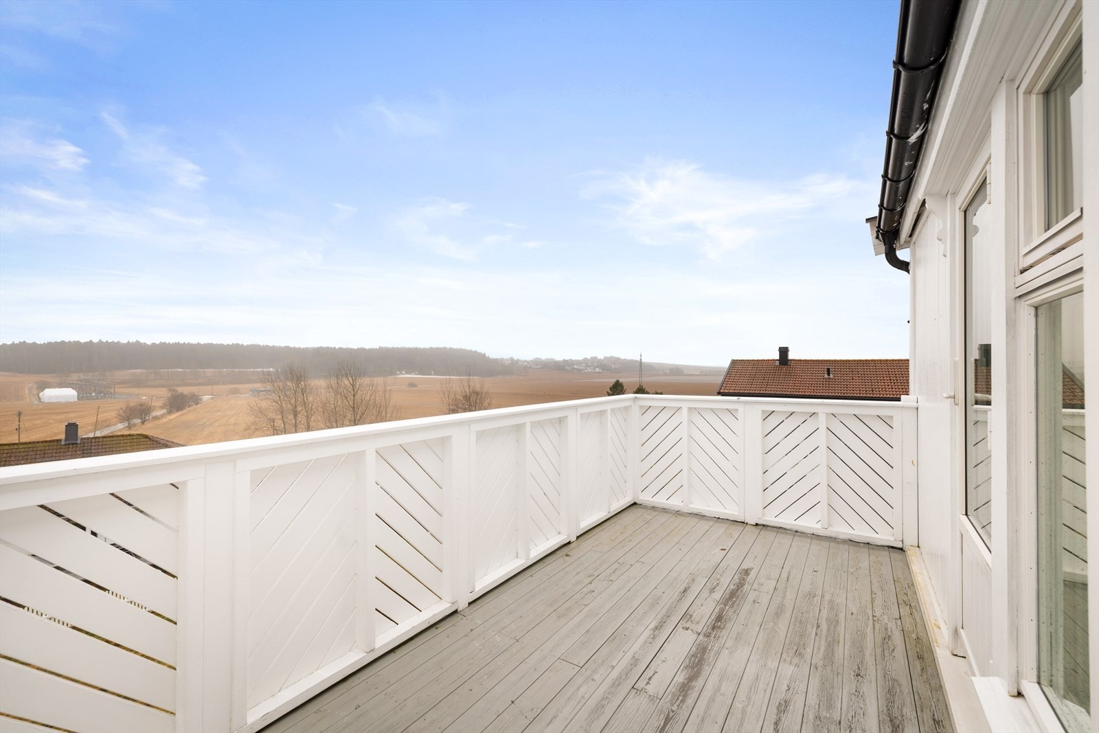 Balkongen har tilgang fra et av soverommene. Galleribilde