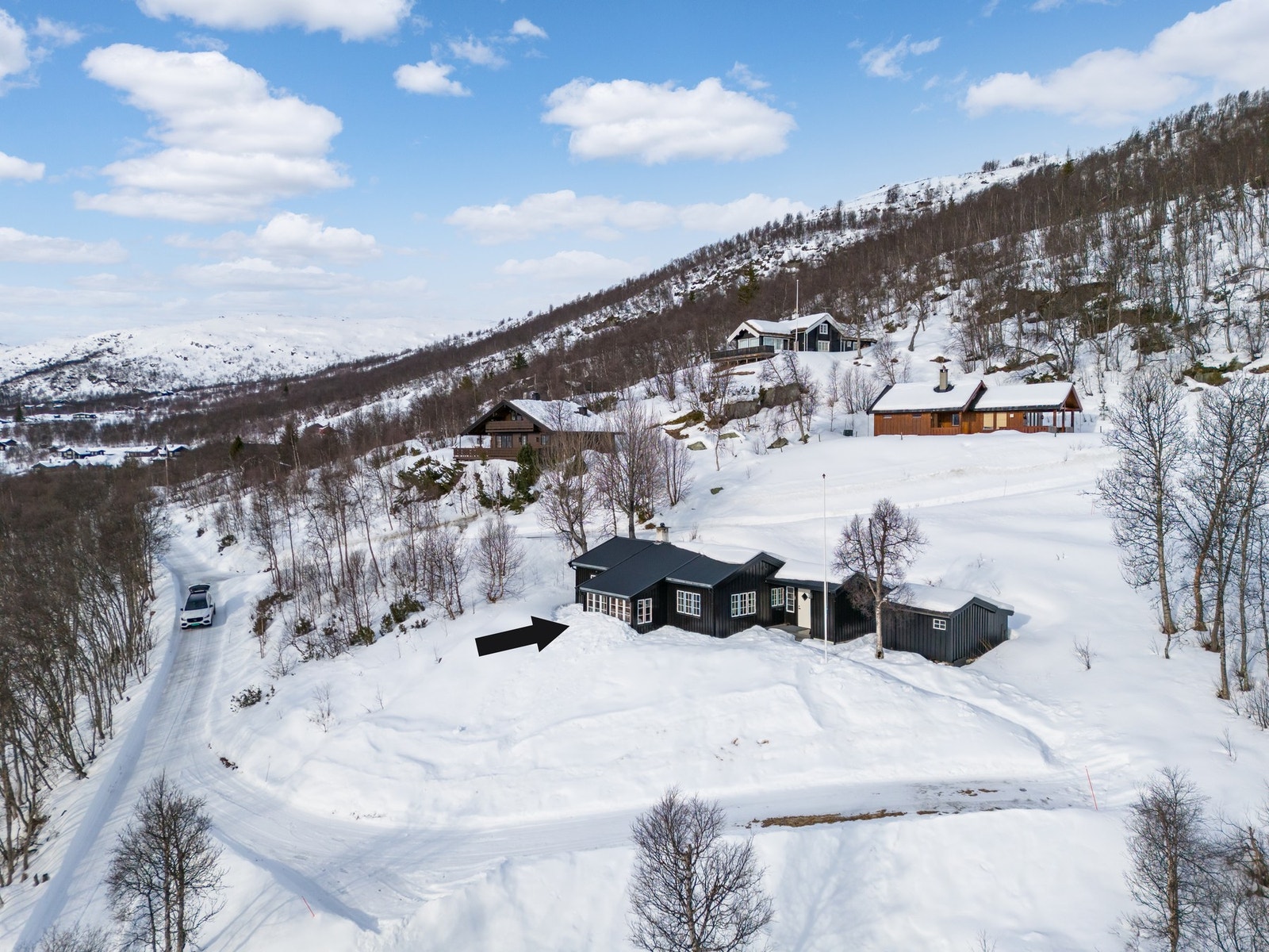 Eiendomsmegler Jannike Seljevoll Herleiksplass har gleden av å presentere Såballie 21! (Foto: Terje Bjørnsen) Galleribilde