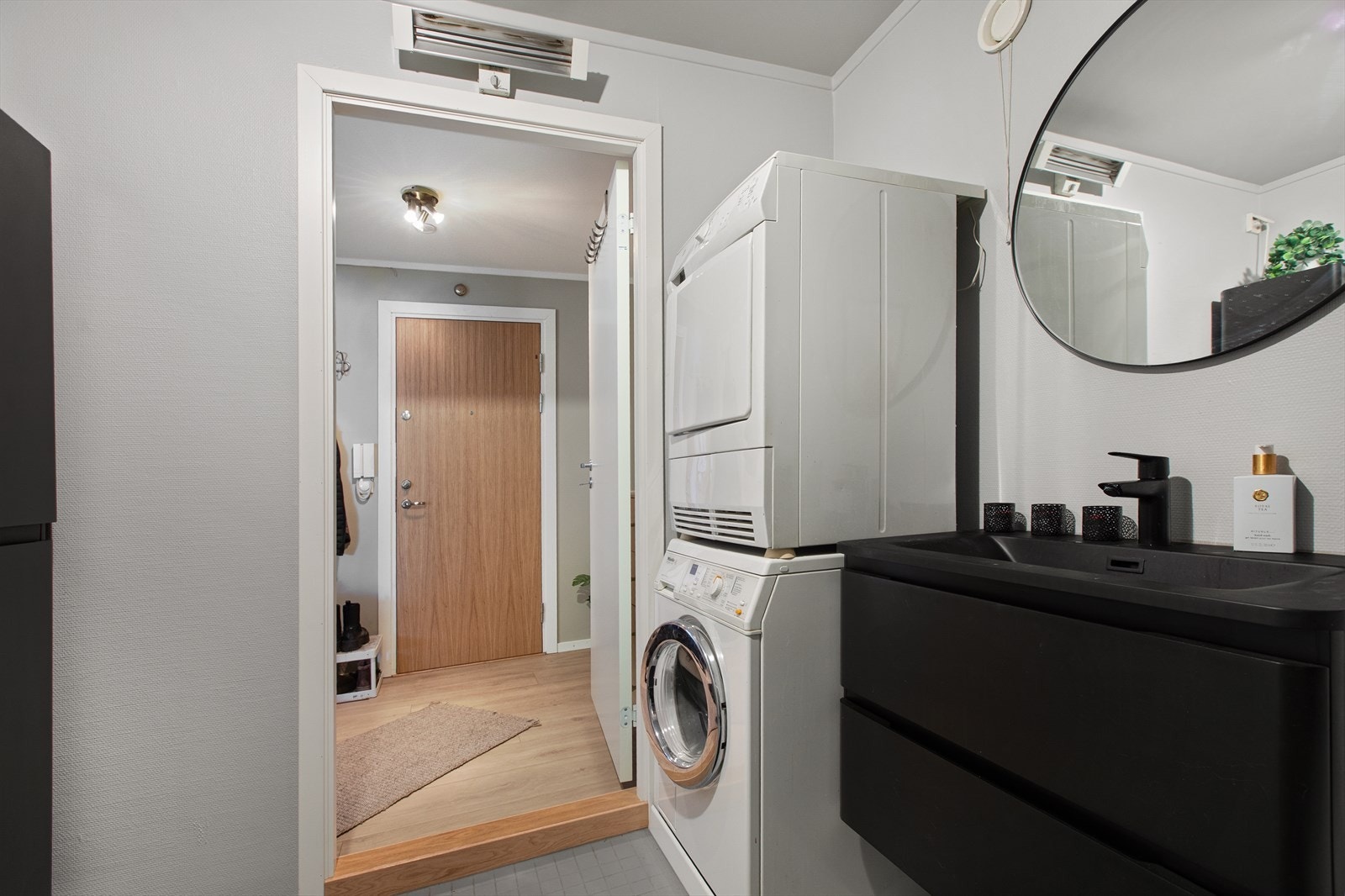 Varmtvann er inkludert i husleie. Galleribilde