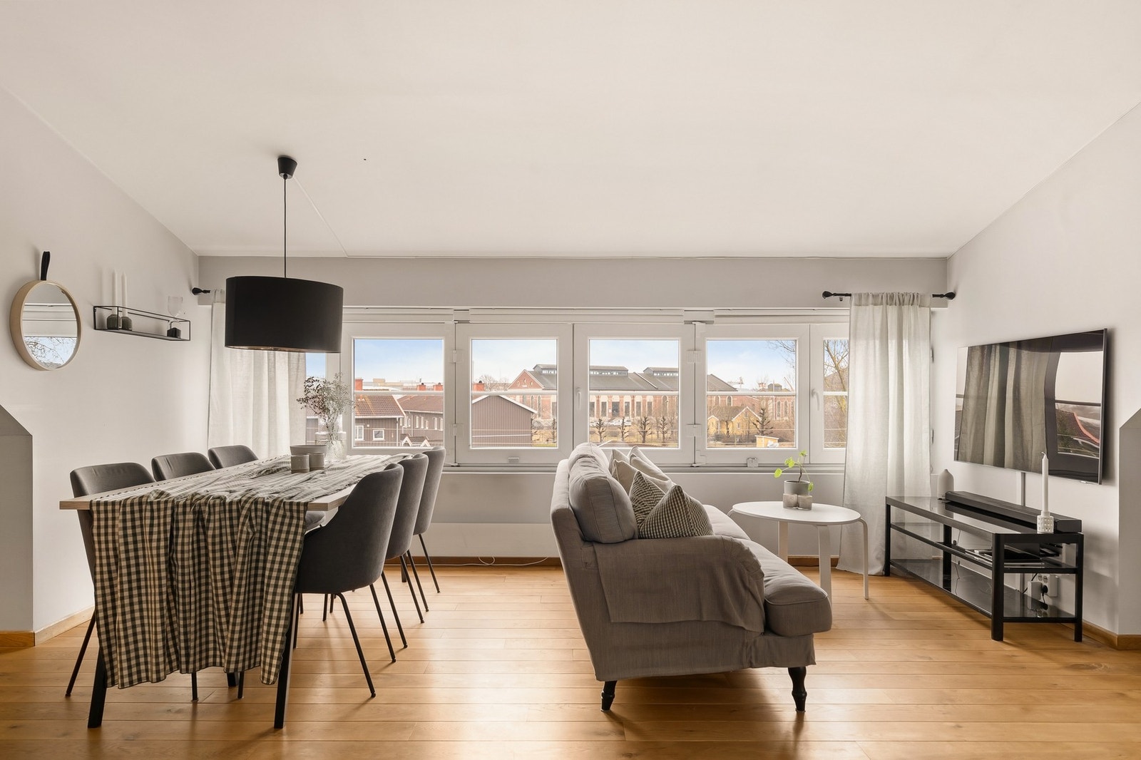 Vinduer i PVC fra 2011 i stuen Galleribilde