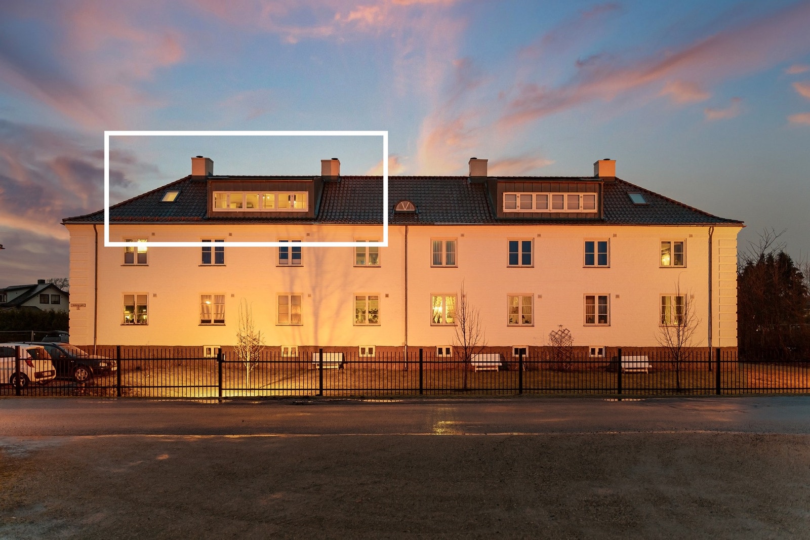 Bygget ble oppført i 1919, og senere rehabilitert i 2011 Galleribilde