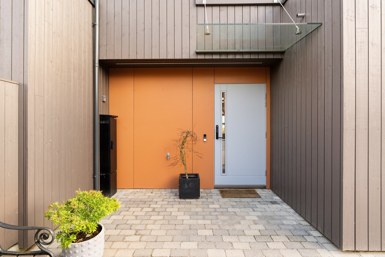 Innbydende inngangsparti som gir et godt førsteinntrykk. Galleribilde