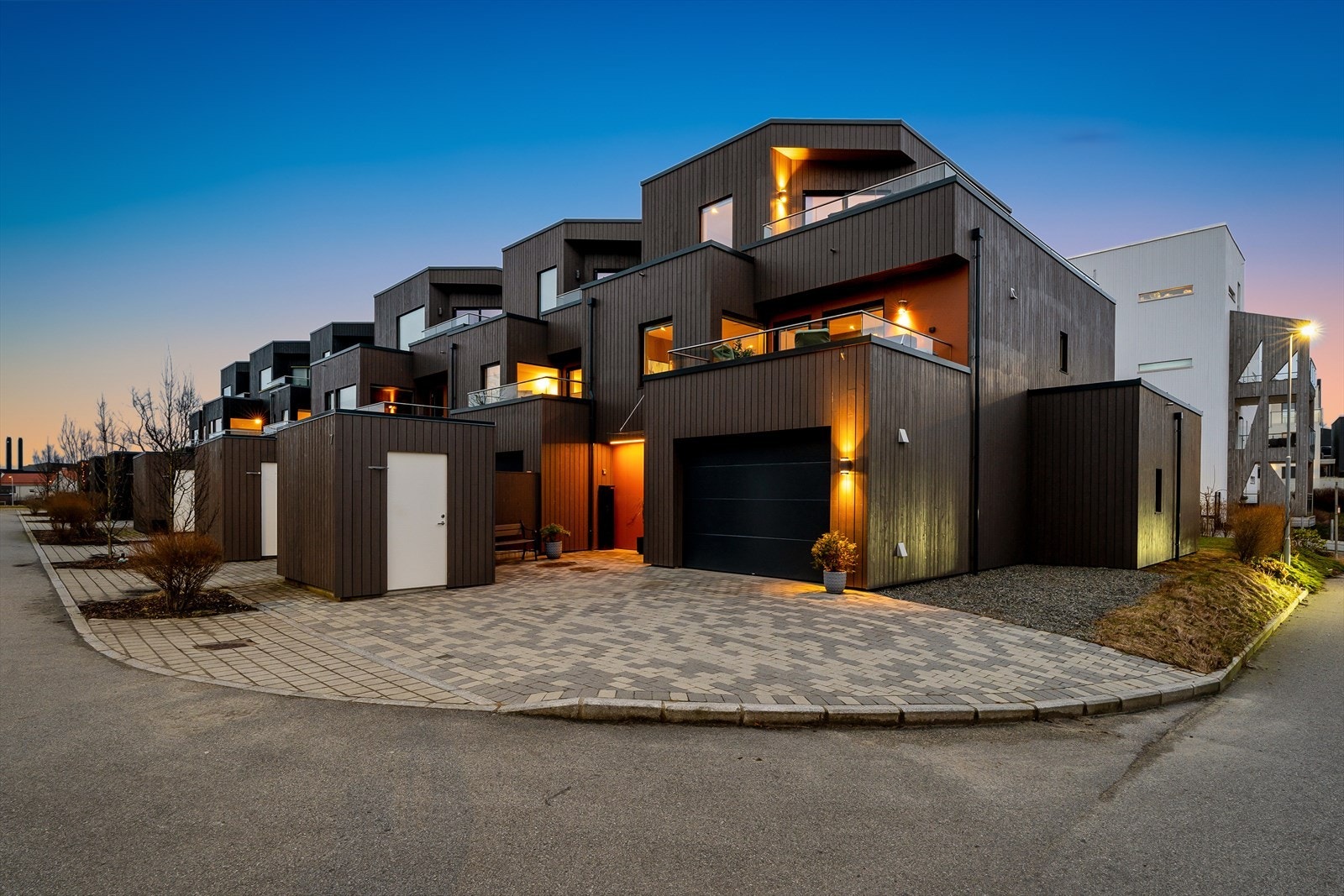 Nordvik Bolig v/Michael Boxill har gleden av presentere Bronsekarveien 7! Foto: Eivind Dirdal Galleribilde