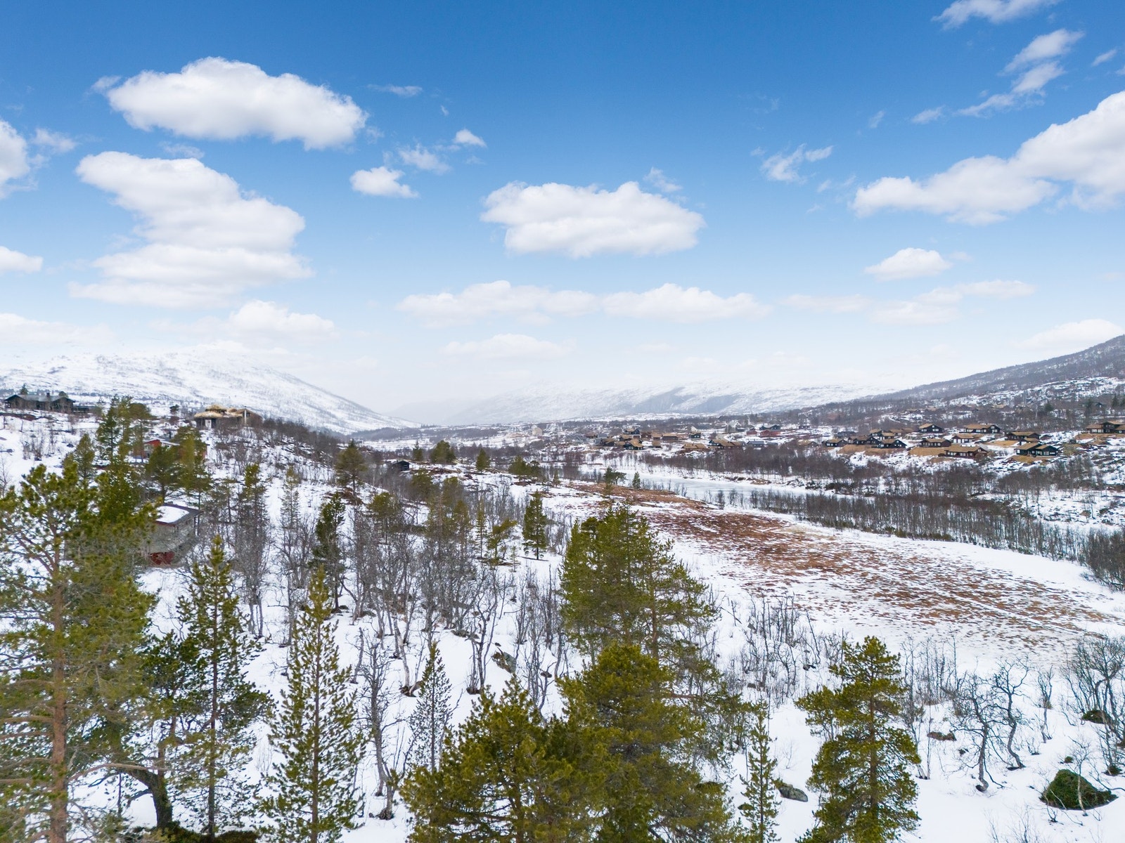 Her våkner du til den friske fjelluften og vakre utsikten Galleribilde