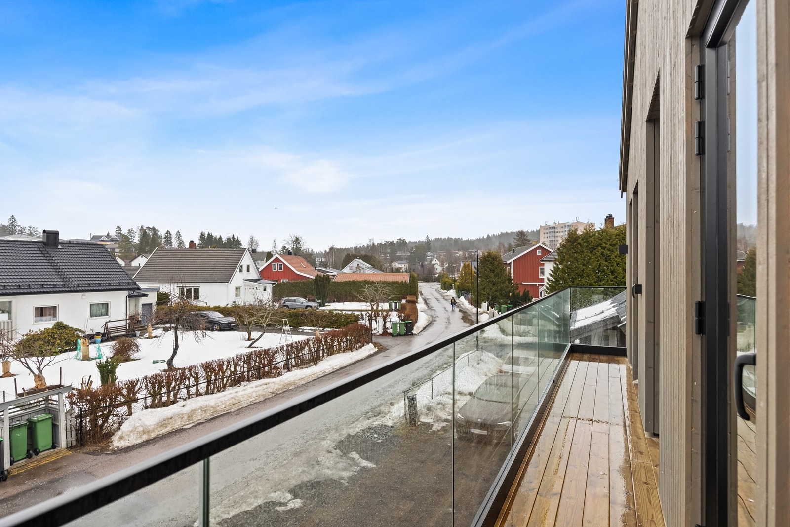 Fra hovedsoverommet er det utgang til balkong. Galleribilde