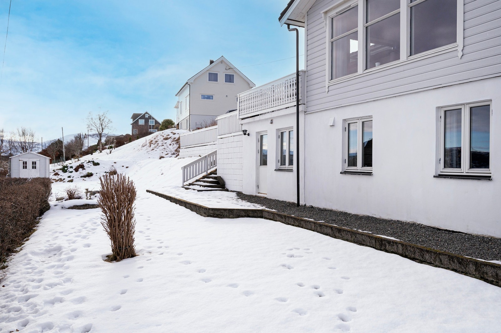 Fasade - hage Galleribilde