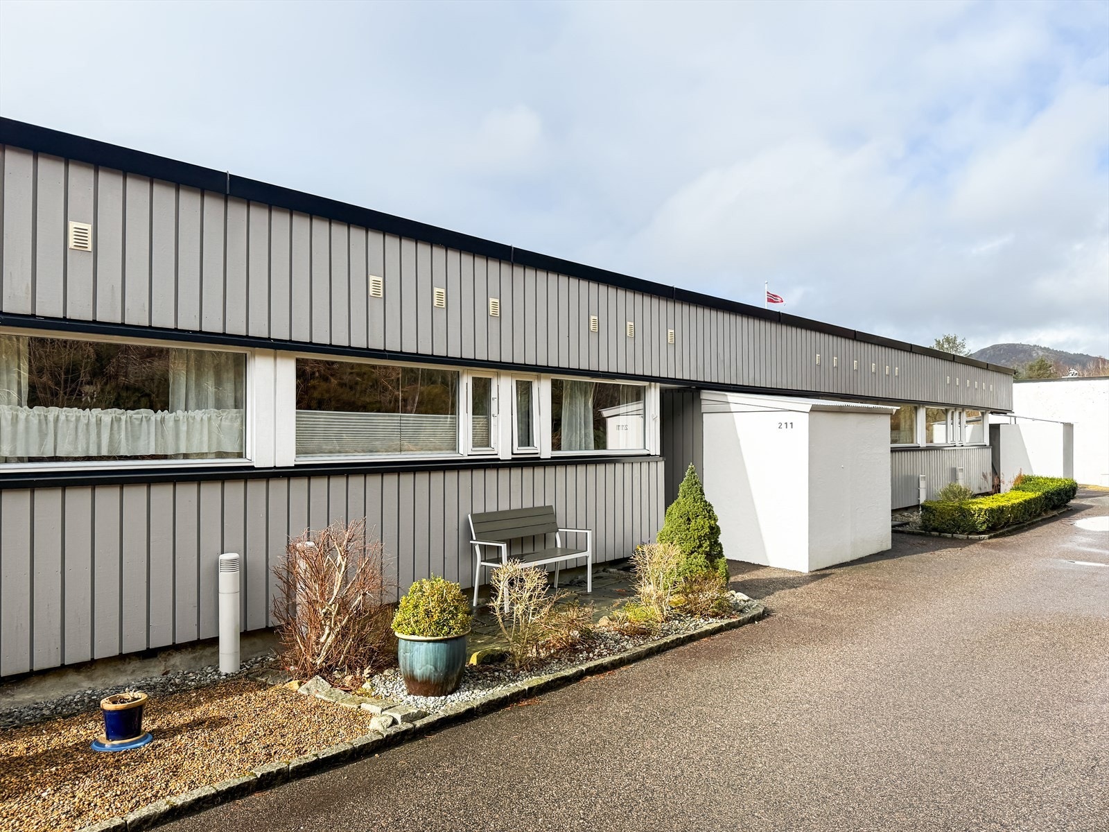 - Kort gang avstand til kollektivtilbud - Galleribilde