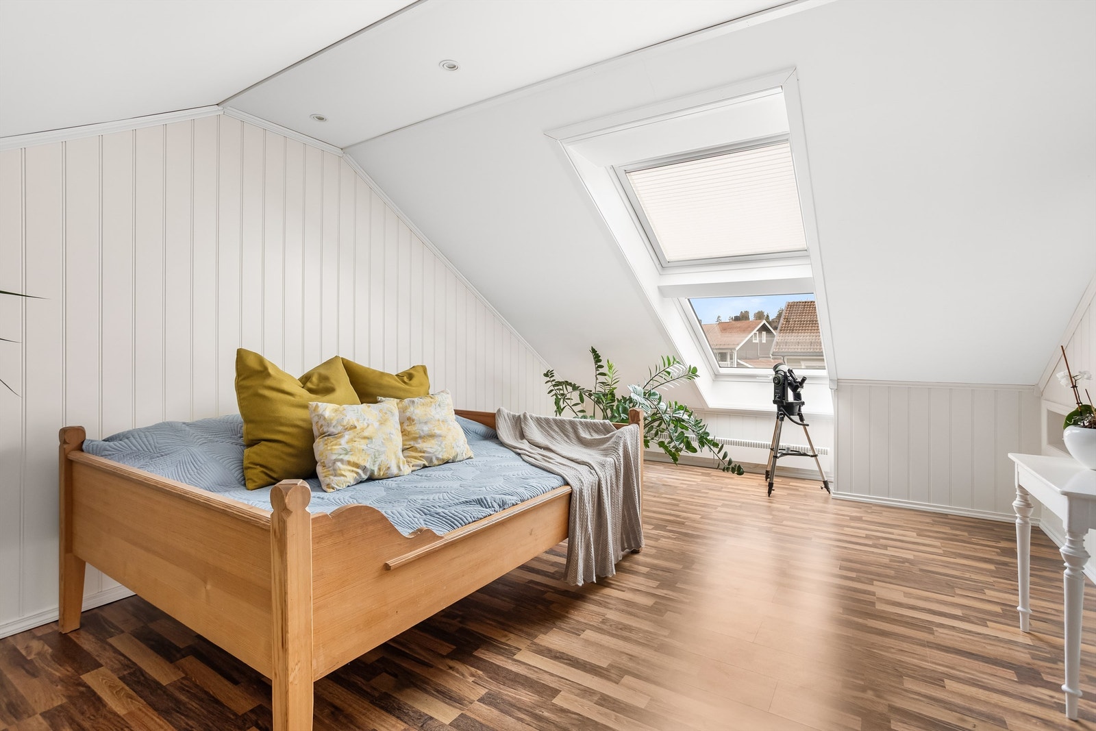 Loftstue i leilighetens 2. etasje. Galleribilde