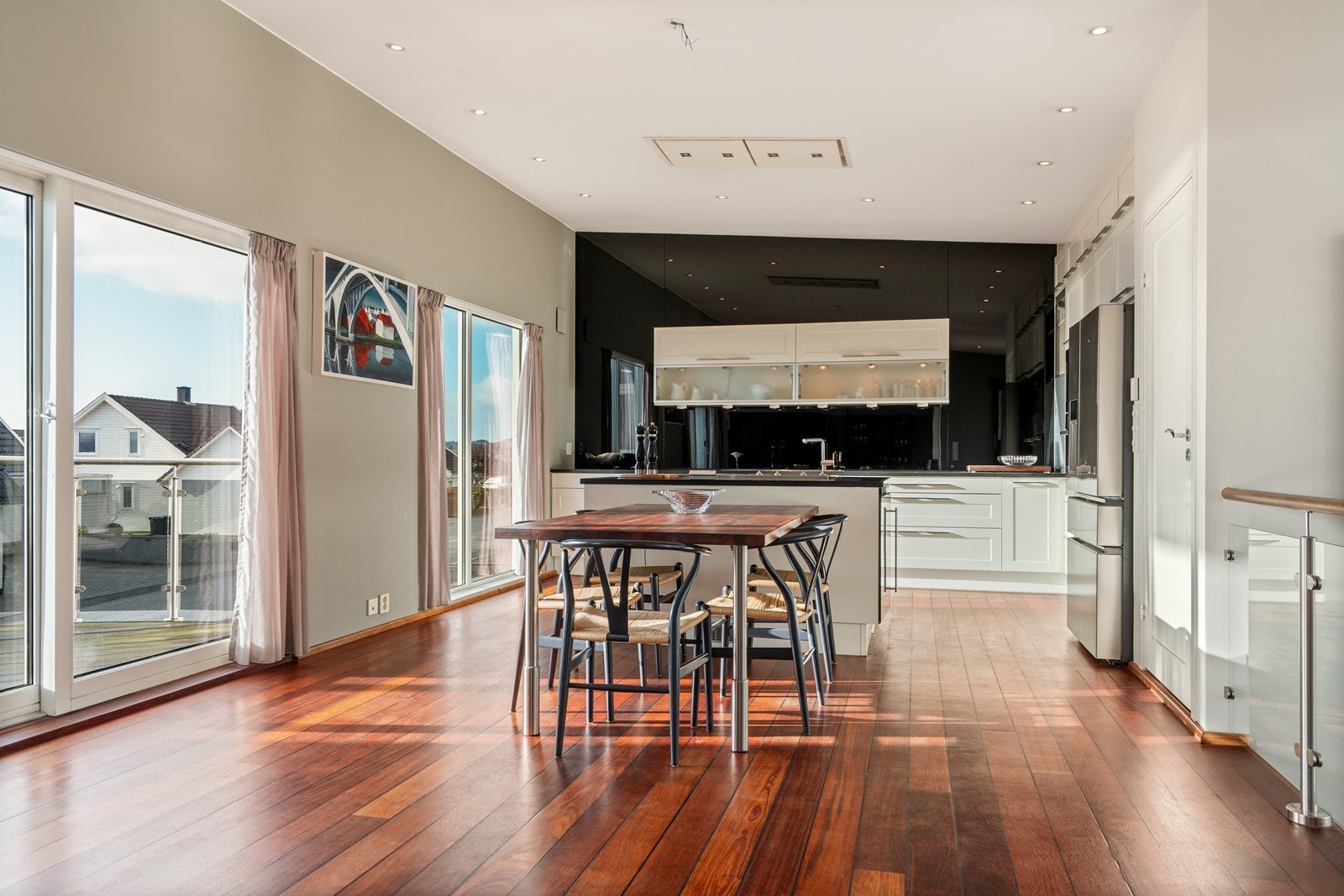 Åpen stue - kjøkkenløsning Galleribilde