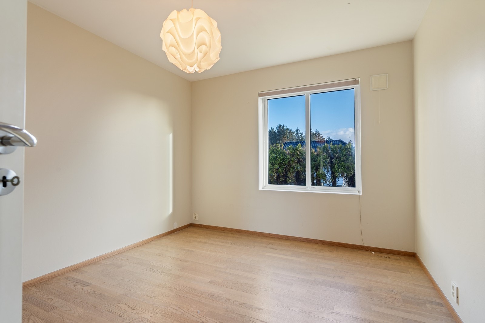 Soverom (2) med skapplass Galleribilde