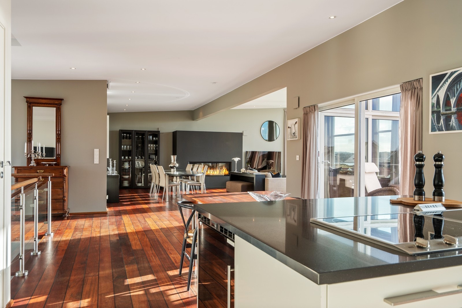 Åpent og sosialt kjøkken Galleribilde