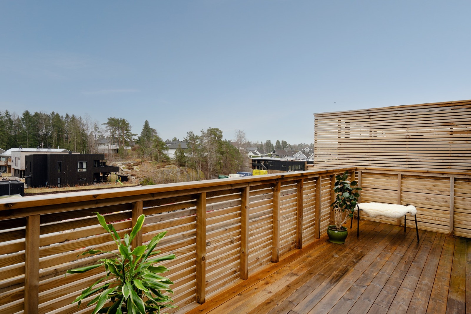Fint utsyn over omgivelsene. Galleribilde