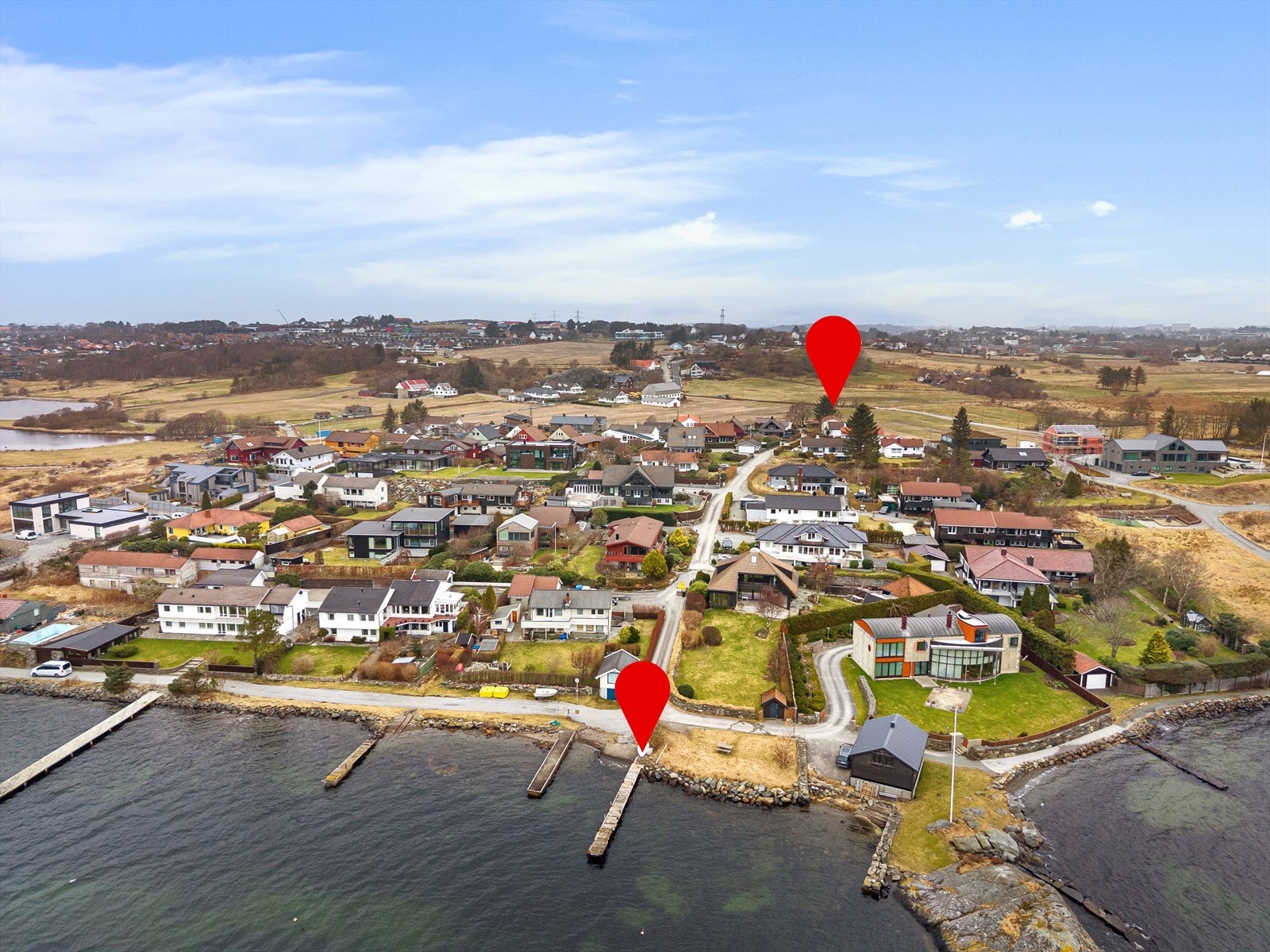 Båtrett ca. 250 meter fra eiendommen. Nydelig, langstrakt tursti langs Hafrsfjord Galleribilde