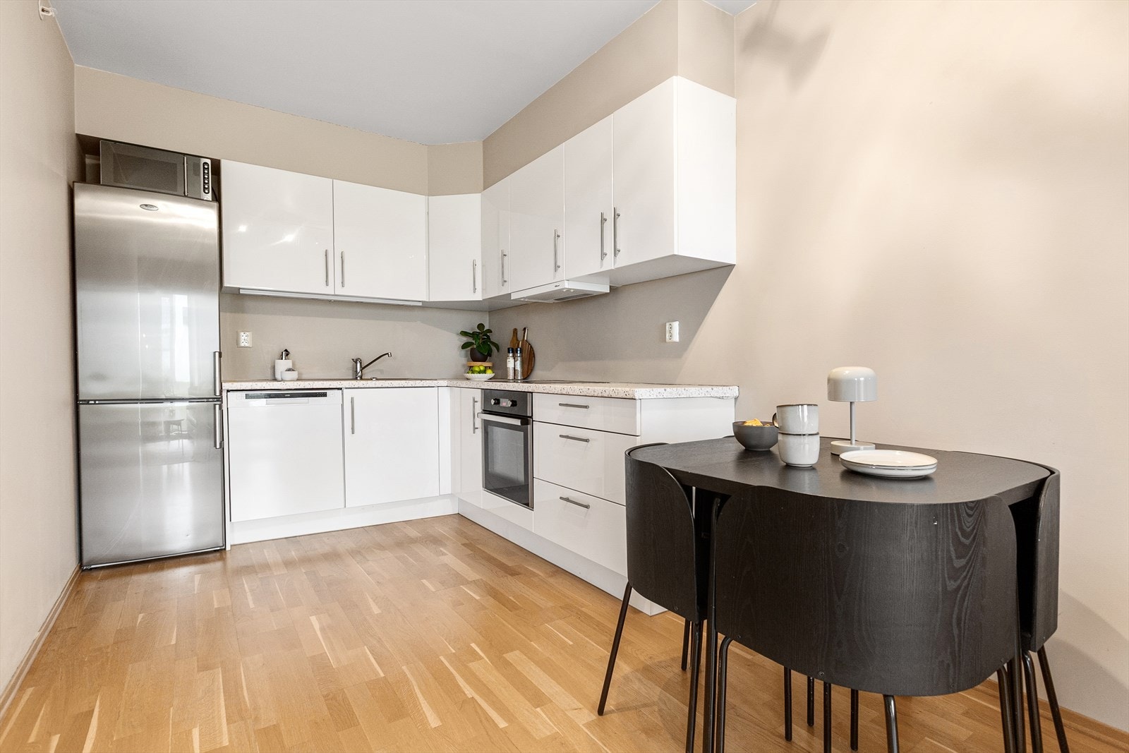 Tenk å invitere over gode venner eller familie her! Galleribilde