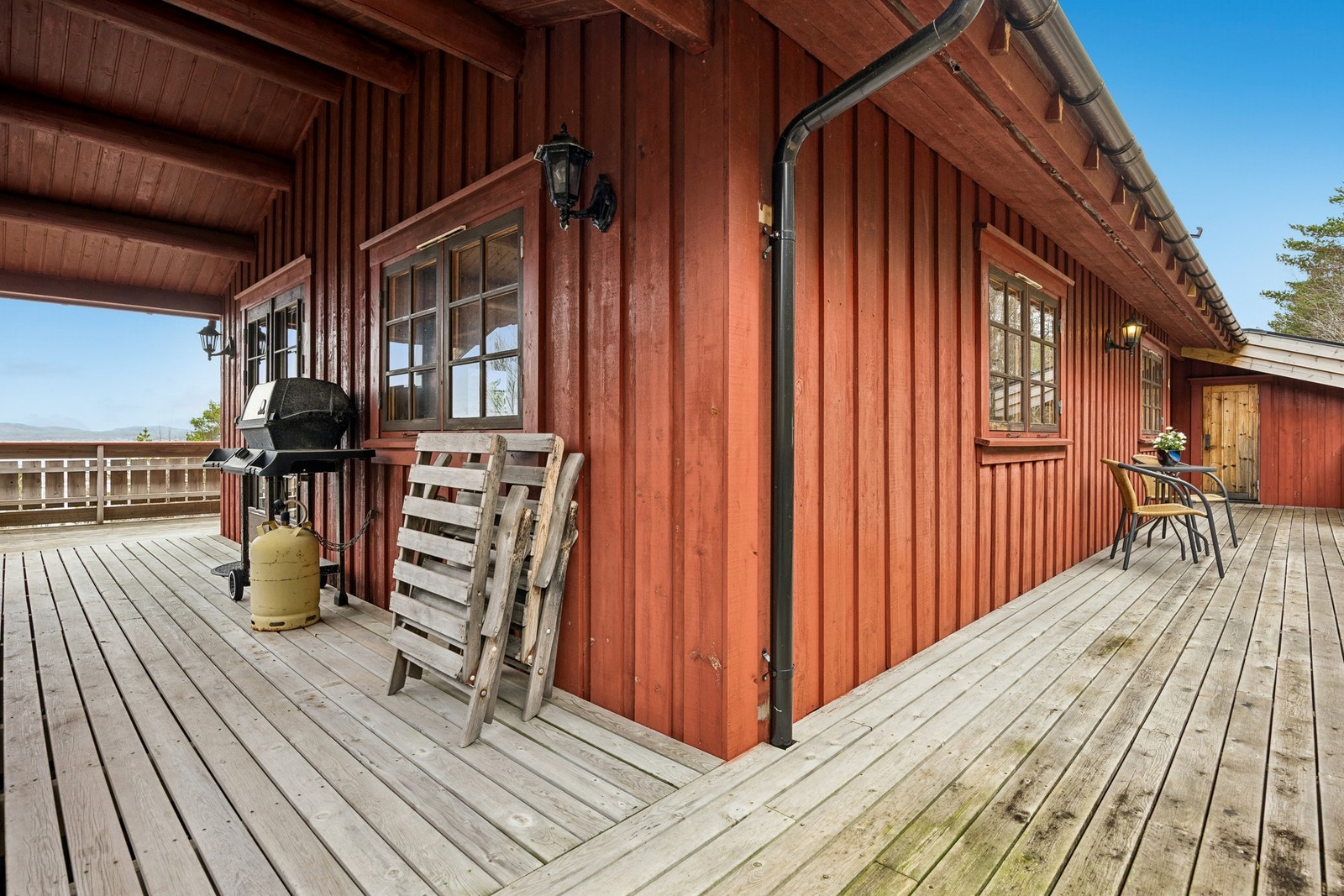 Romslige terrasser med gode solforhold. Galleribilde