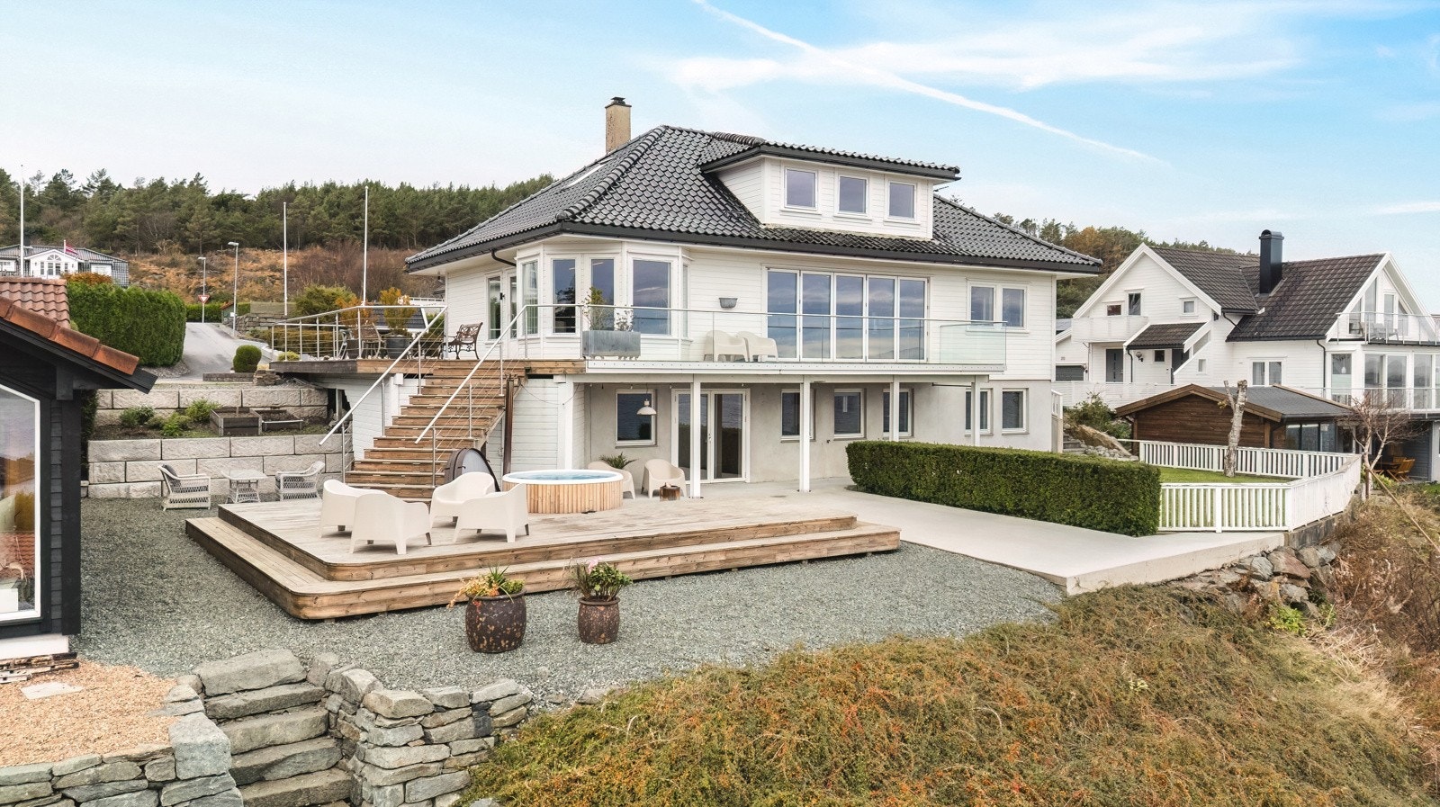 Her kan du fyre opp stampen og nyte fredlige kvelder - året rundt Galleribilde