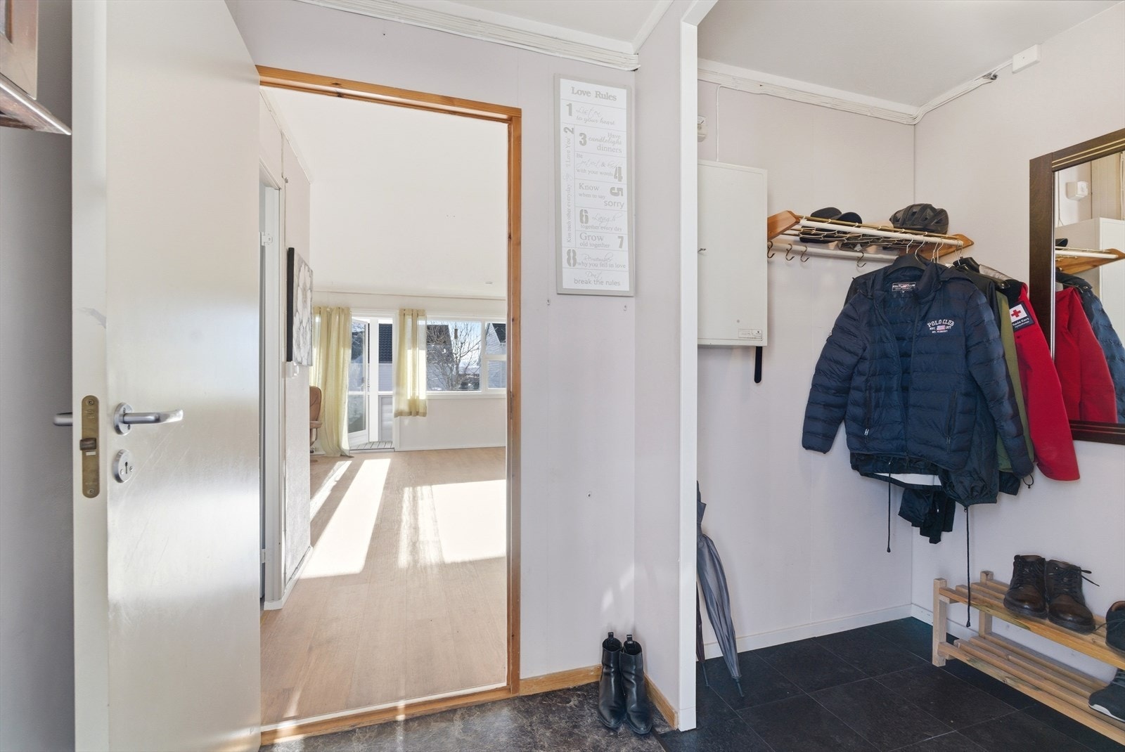 Leiligheten har to øvrige romslige boder. Galleribilde