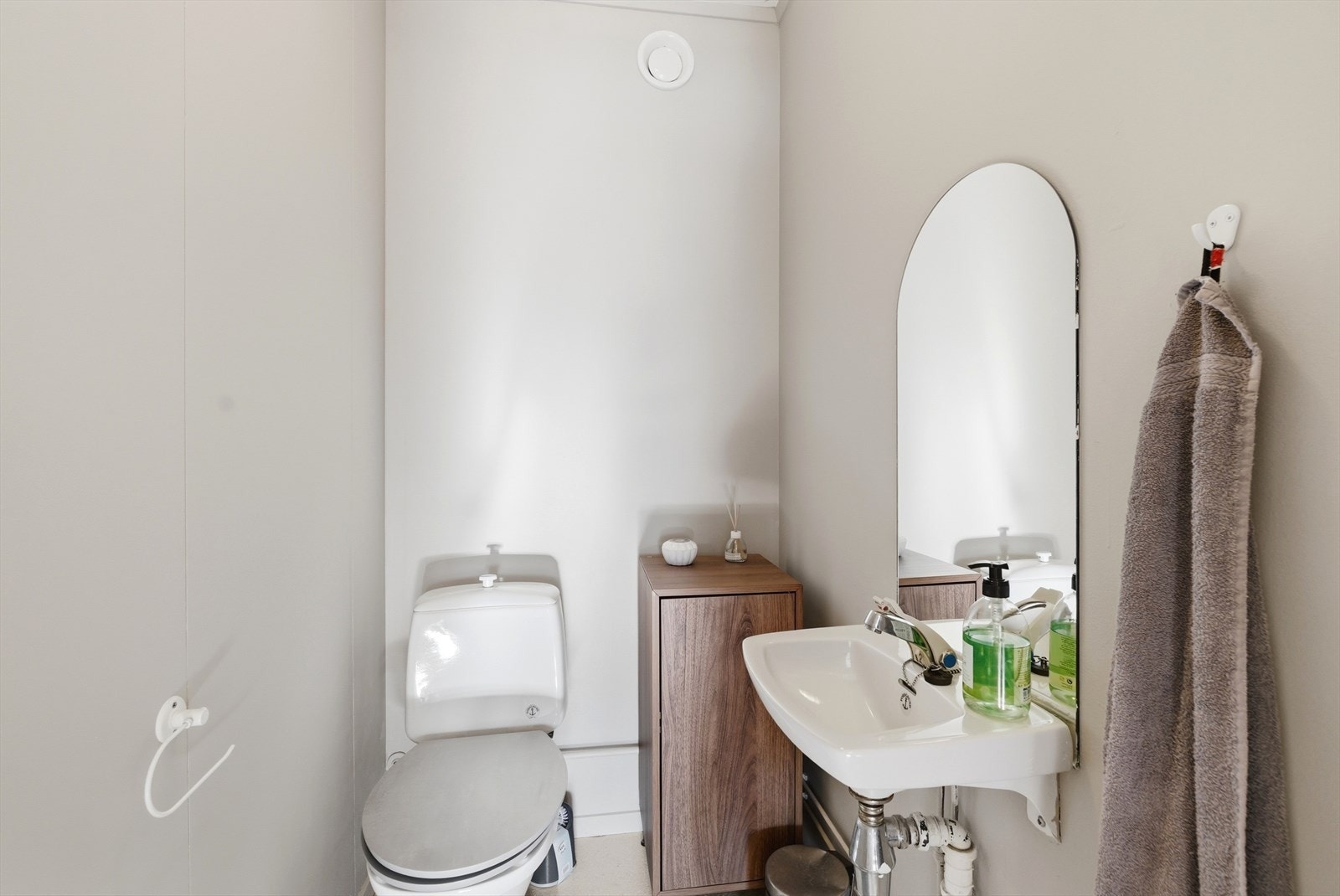 Nymalt wc-rom. Galleribilde