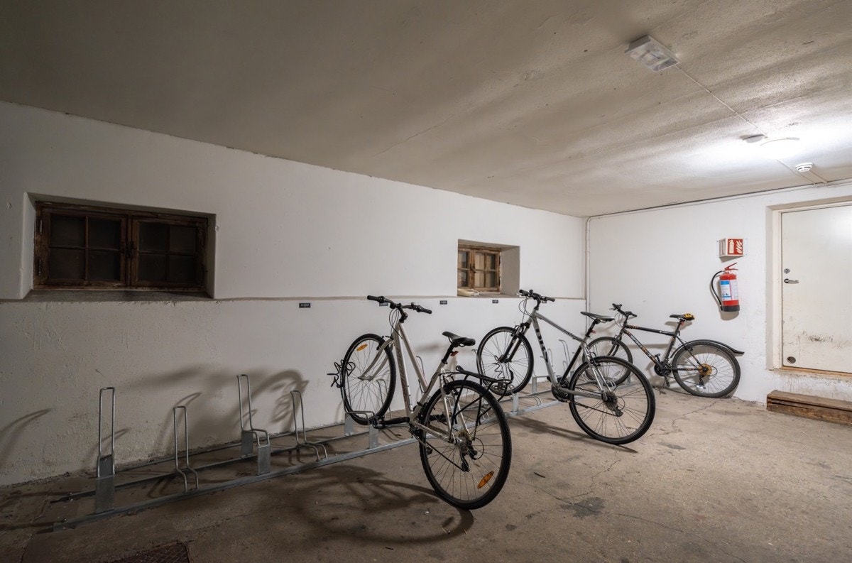 Felles sykkelbarkering for beboerne. Galleribilde