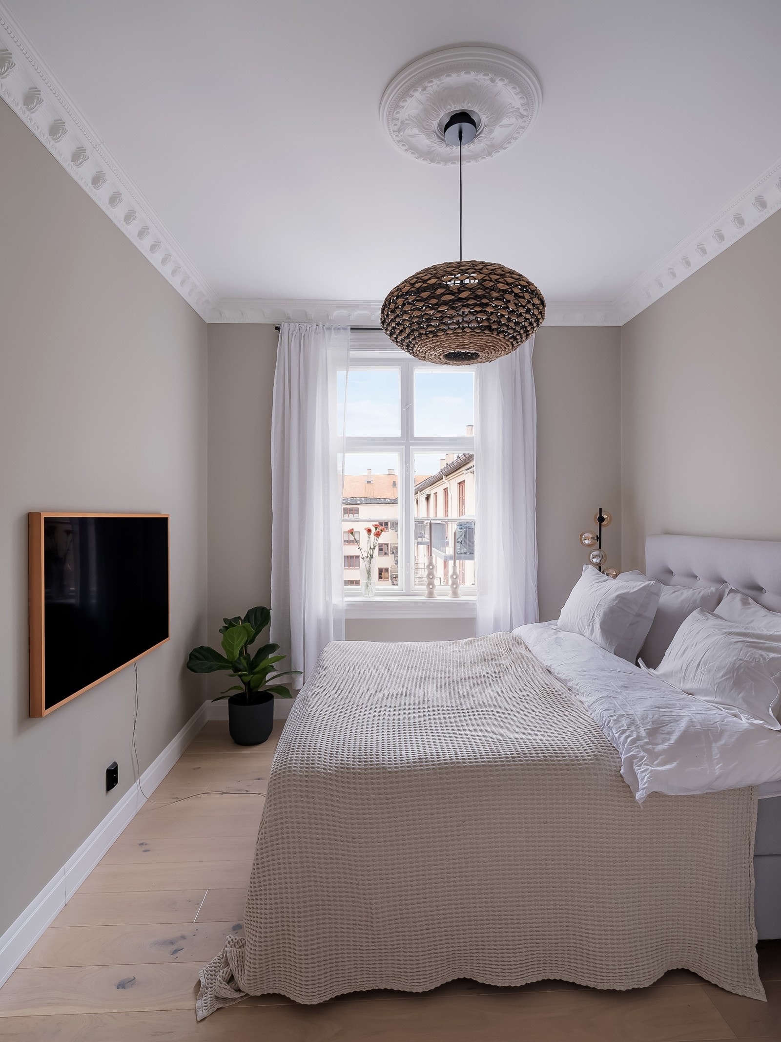 De to øvrige soverommene har også god plass til seng og eventuelt skrivebord. Galleribilde