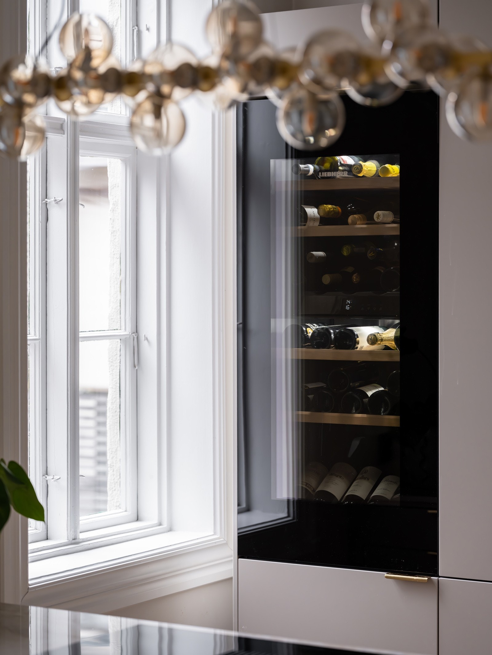 Velkommen til visning søndag 22/3 kl.15.00-16.00 og mandag 23/3 kl.16.30-17.30. Galleribilde