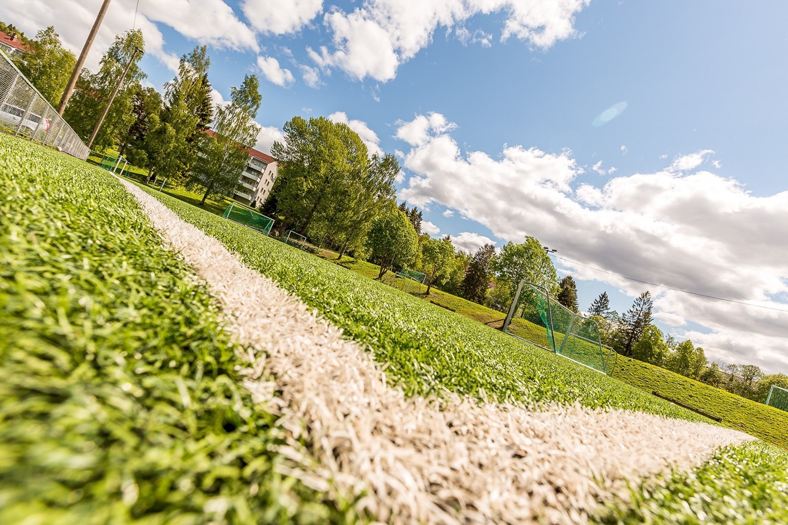 Kunstgressbane på Tonsenhagen. Galleribilde