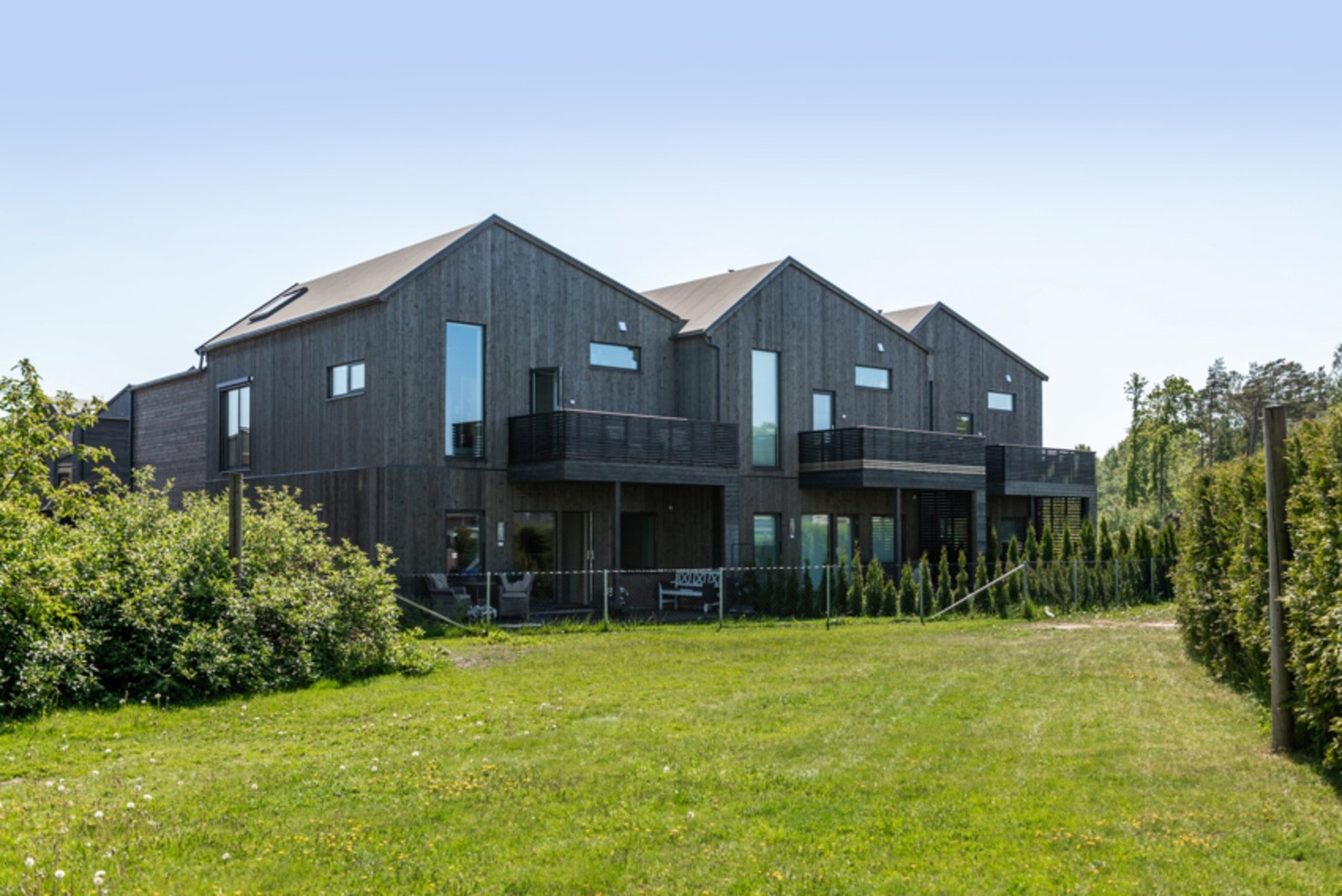 Boligen fra 2019 har en tøff arkitektur. Galleribilde