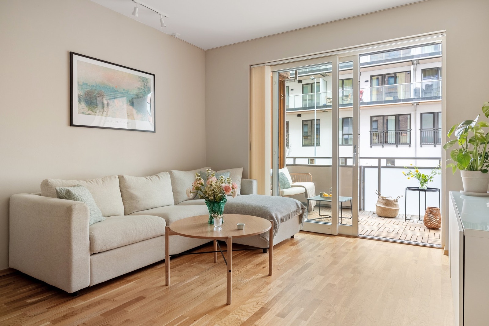 Inger Bang Lunds vei 17 presenteres av Mekleriet eiendomsmegling ved Lise Abrahamsen! Galleribilde