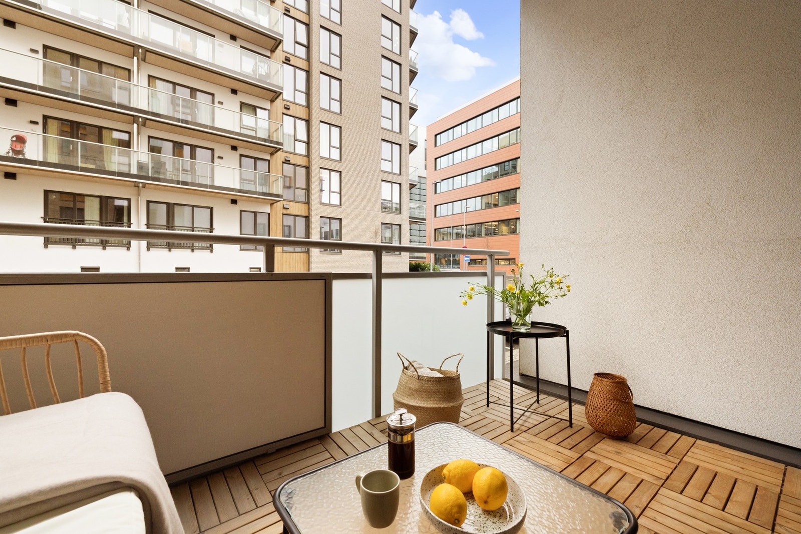 Leiligheten har en herlig balkong som måles til 5,8 kvm. Galleribilde