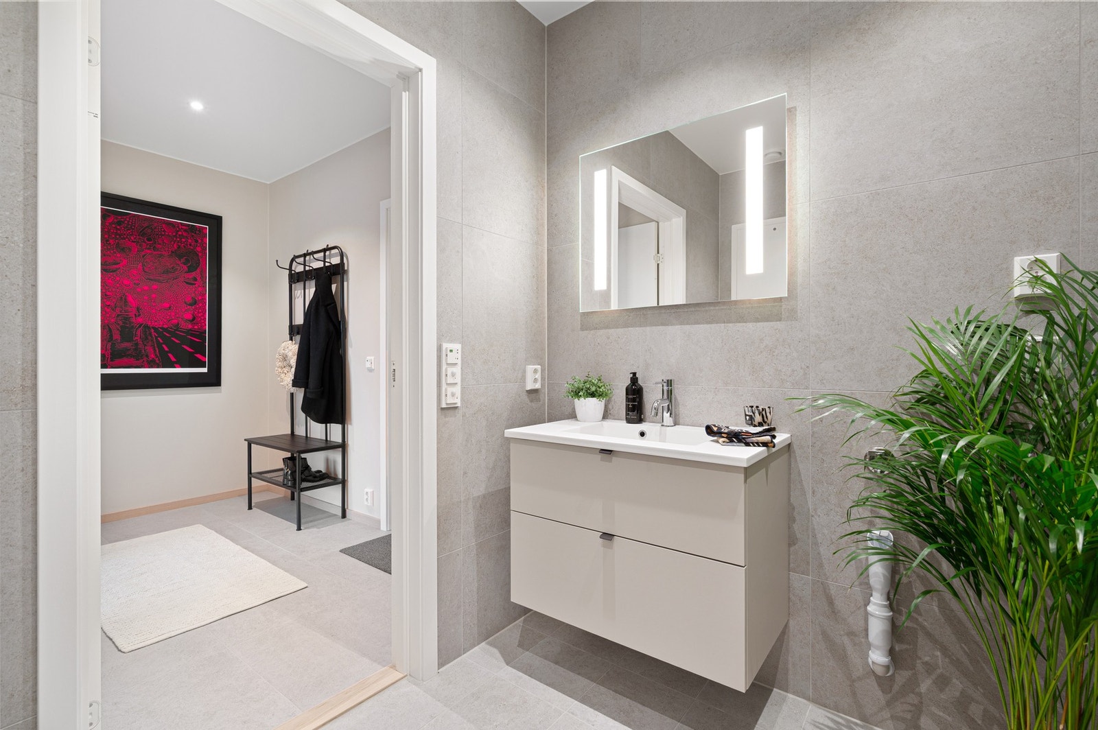 Opplegg for vaskemaskin og varme i gulv er en selvfølge. Galleribilde