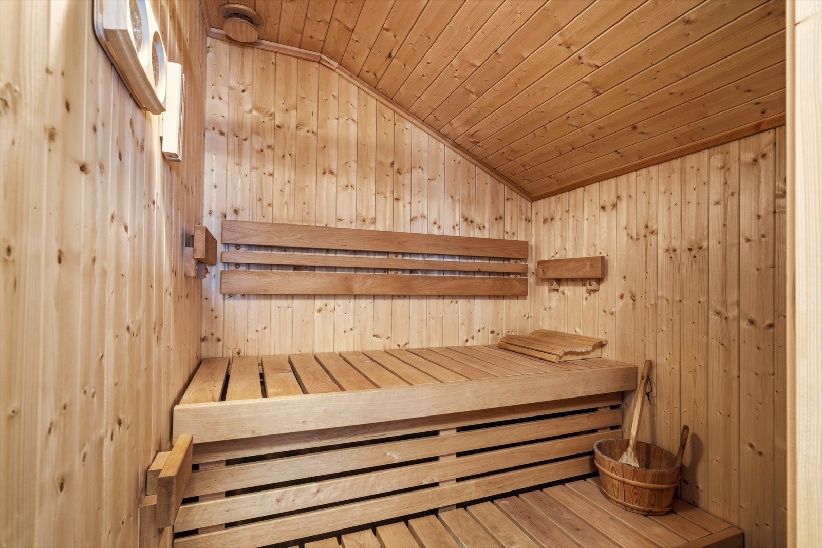 Badstuen - Et herlig sted å sette seg ned etter en lang skitur eller en fin dag i skibakken. Galleribilde