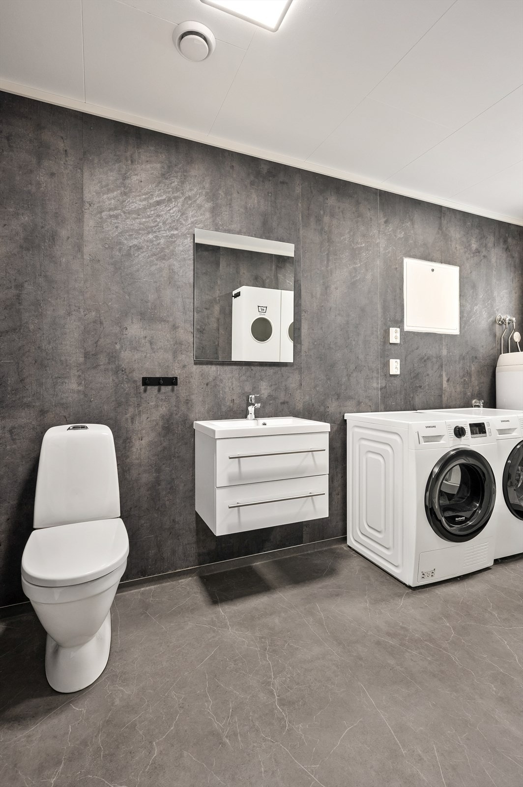 Bad/vaskerom på hovedplan. Galleribilde