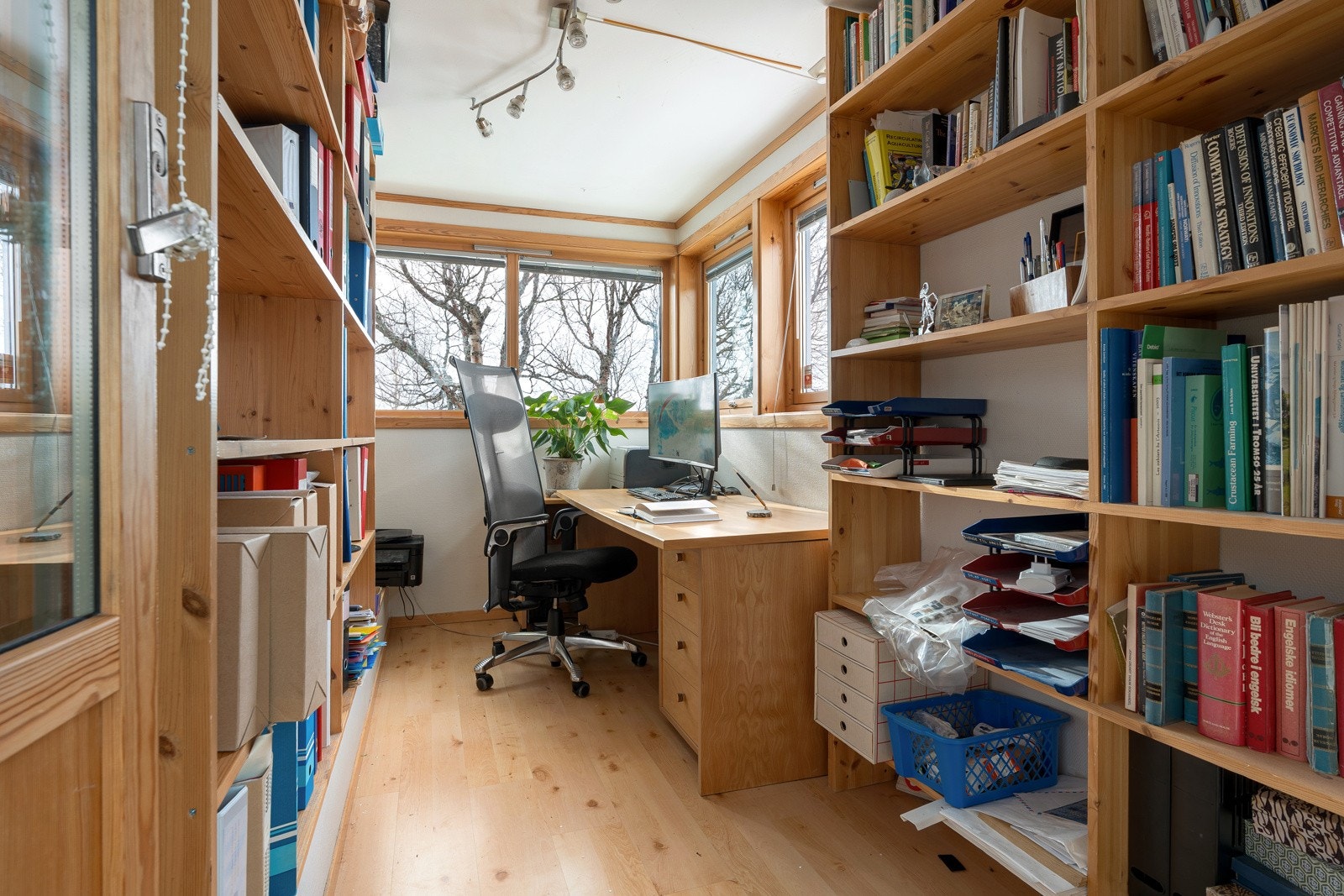 Det er kontor i første plan