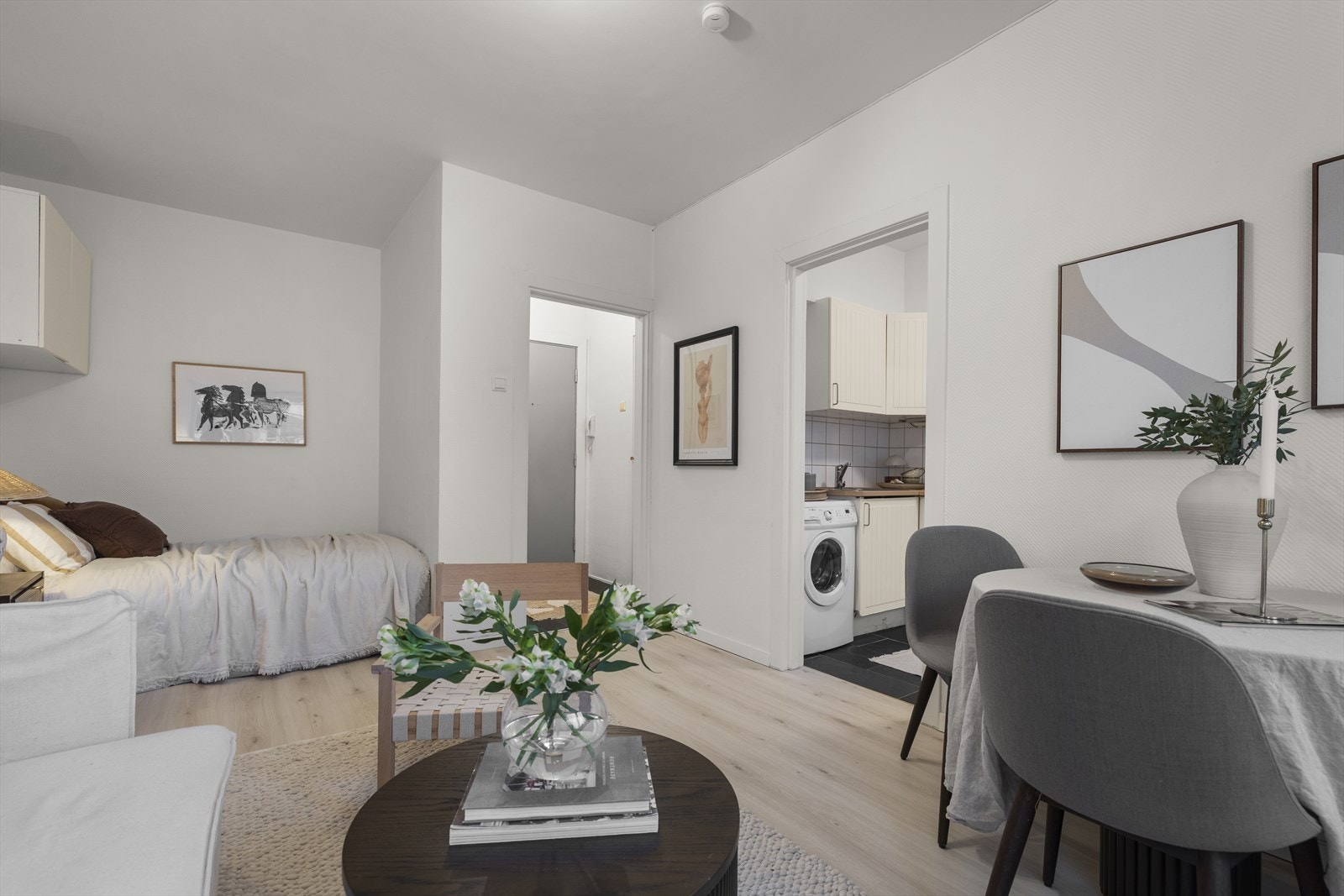 Takhøyde stue 261 cm. Galleribilde