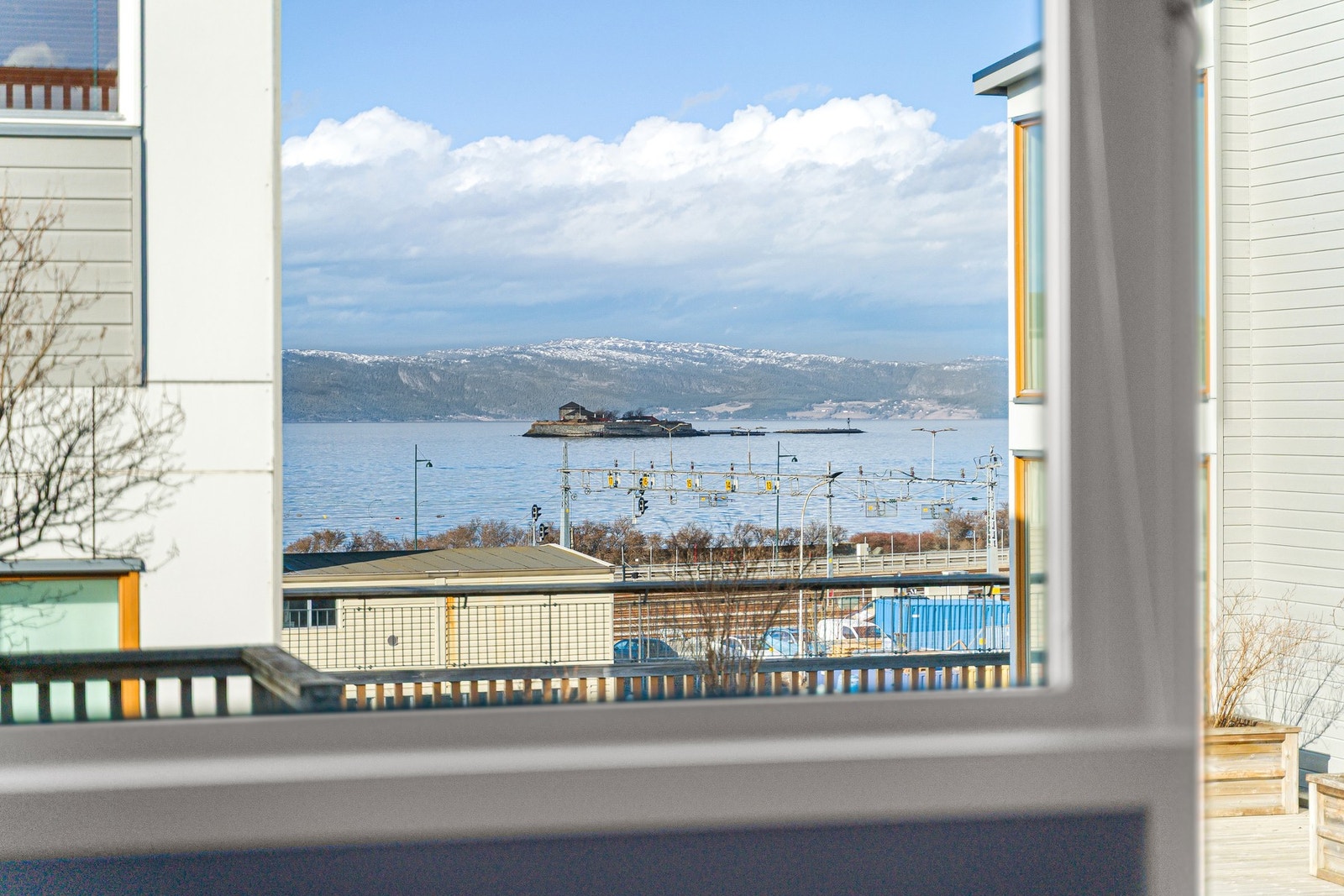 Utsikt mot Munkholmen. Galleribilde