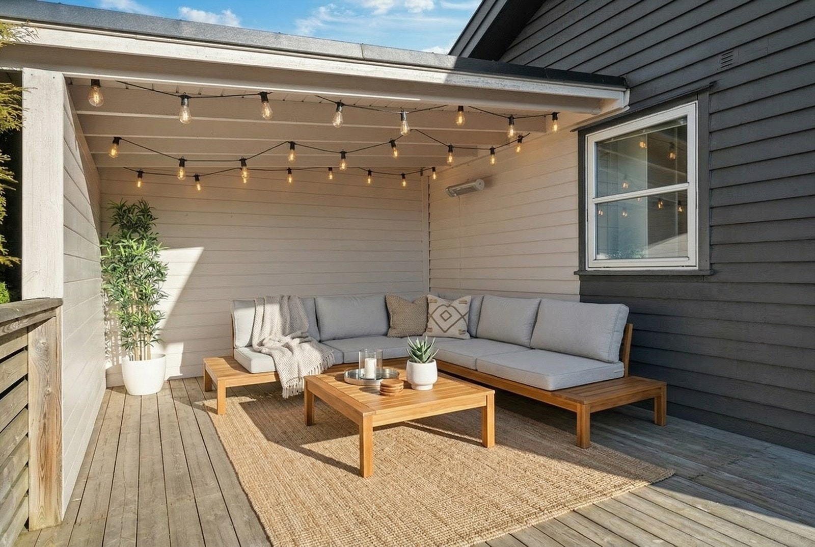 Overbygget, skjermet del av terrasse (bildet er digitalt stylet) Galleribilde