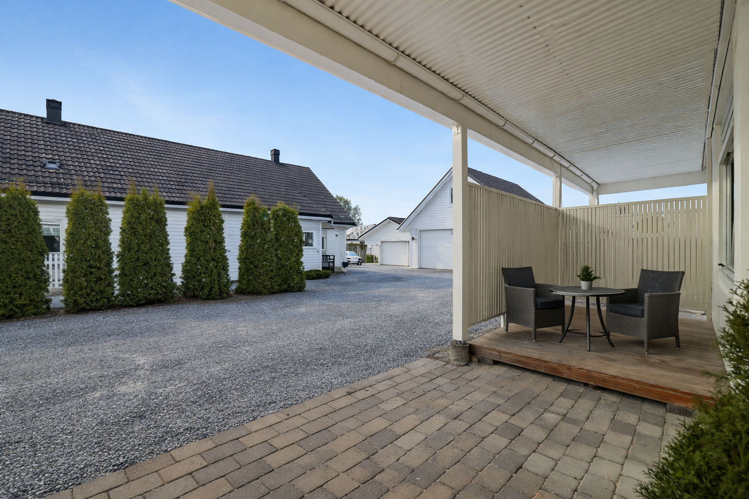 Sommerbilde juster med chatgpt. Galleribilde