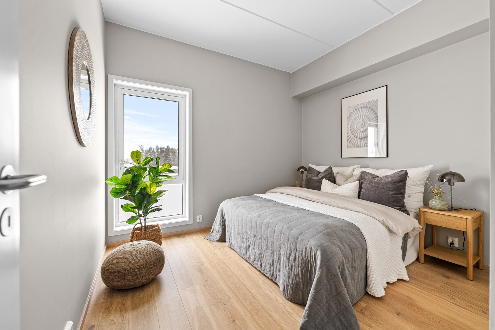 Leiligheten har to soverom som holder samme gode standard som resten av leiligheten. Galleribilde