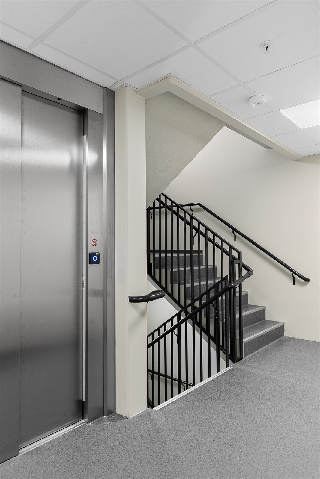 Det vil være heisadkomst fra garasje og bakkeplan. Galleribilde