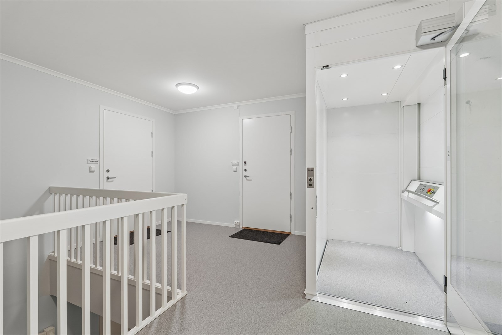 Fellesarealene er lyse, moderne og godt vedlikeholdt. Galleribilde