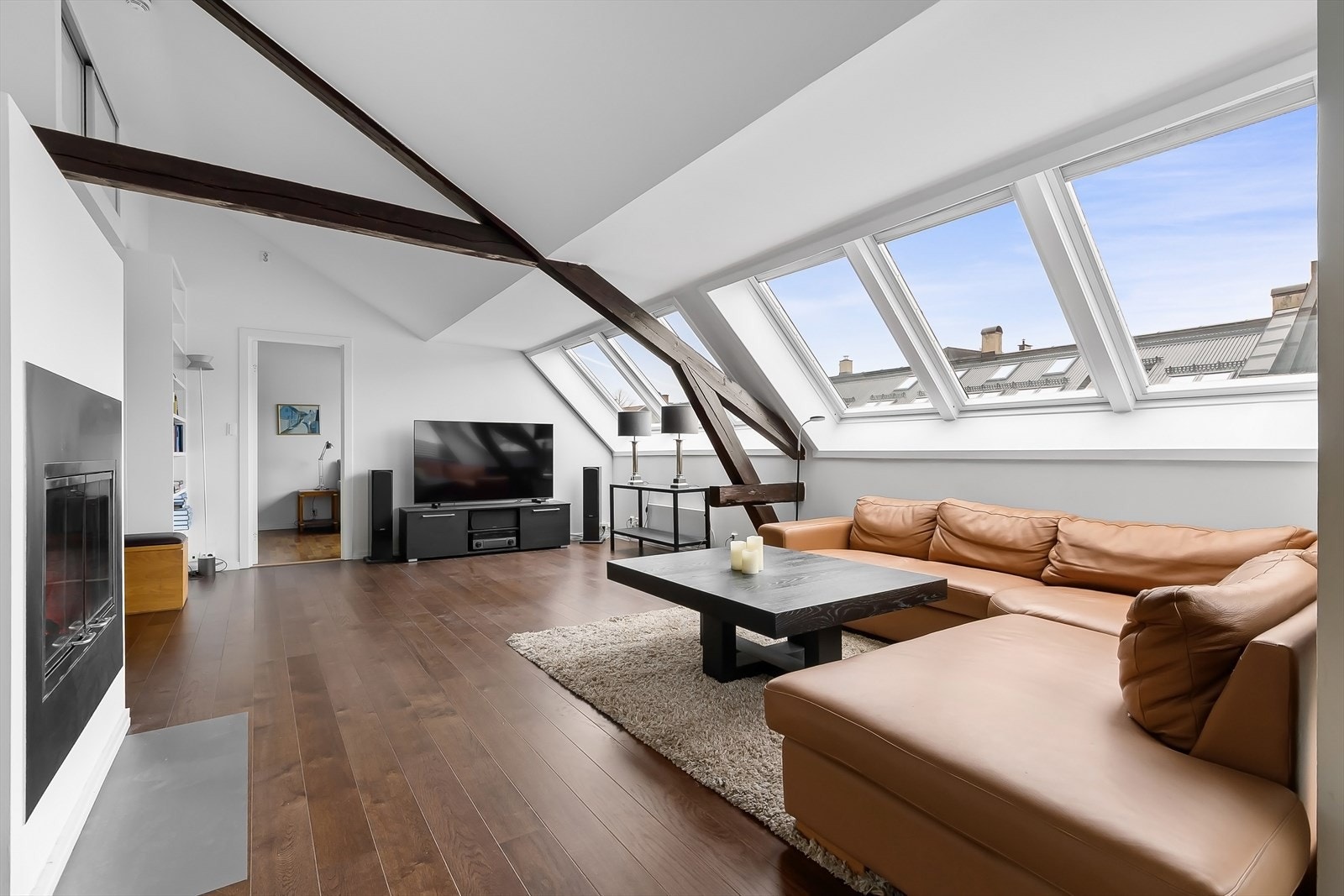 Stor stue med flere soner Galleribilde